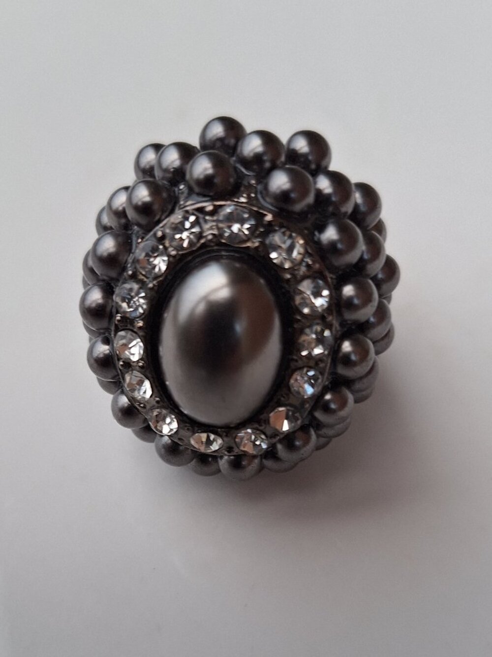 Gothic Queen Ring 21 mm Size 12 Gems Vampire
